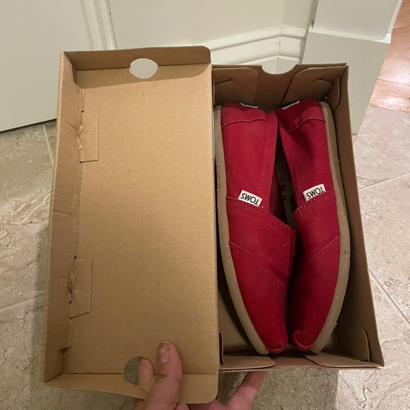 Toms Red flats size 7 - Picture 3 of 5